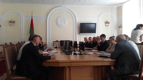 The Presidium of the Baranavičy City Council of Deputies and the City Executive Committee meet to form the city election commission on 21 July 2015