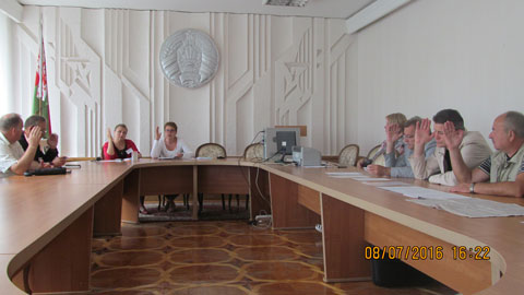 Барановичи. Заседание окружной комиссии избирательного округа №5.