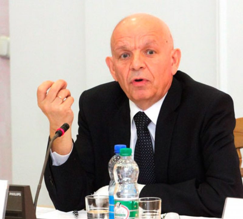 Николай Лозовик, секретарь Центральной комиссии по выборам и проведению республиканских референдумов