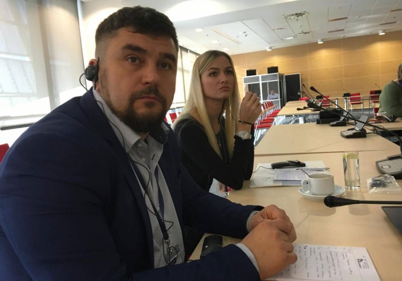 Правозащитник Андрей Полуда и дочь расстрелянного Геннадия Яковицкого Александра