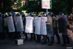 "Камни у нас бросали как по команде": что говорят милиционеры в суде по столкновениям в Бресте 10 августа