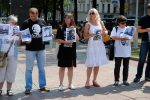 Picket of solidarity with political prisoners in Minsk, August 4, 2015