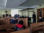 В Бобруйске судят четверых мужчин за поджог "Табакерки", остановку товарного поезда и пробитые колеса у автомобиля