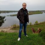 28-летнего жителя Петрикова судят за "измену государству" и еще по 9 политическим статьям