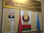В витебской школе Лукашенко уже не только президент, но и государственный символ (фото)