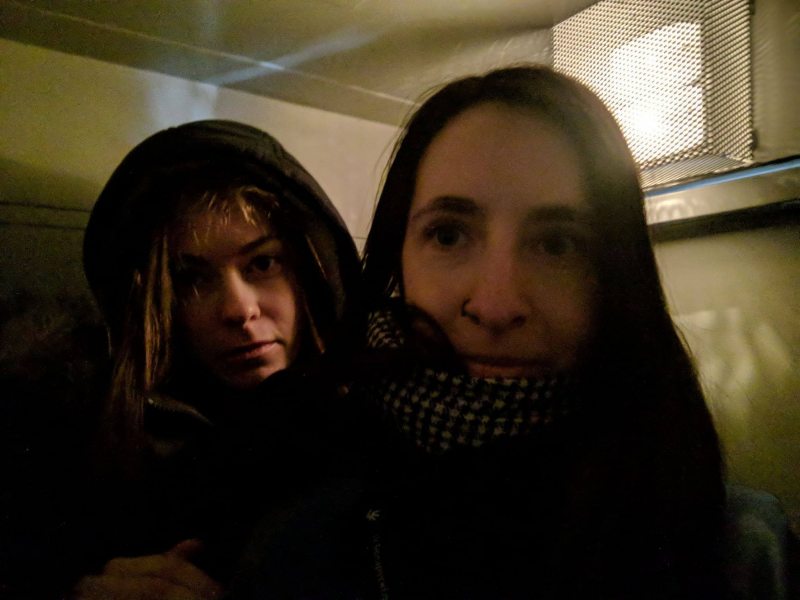 Настя Лойко и Татьяна Мастыкина в автозаке