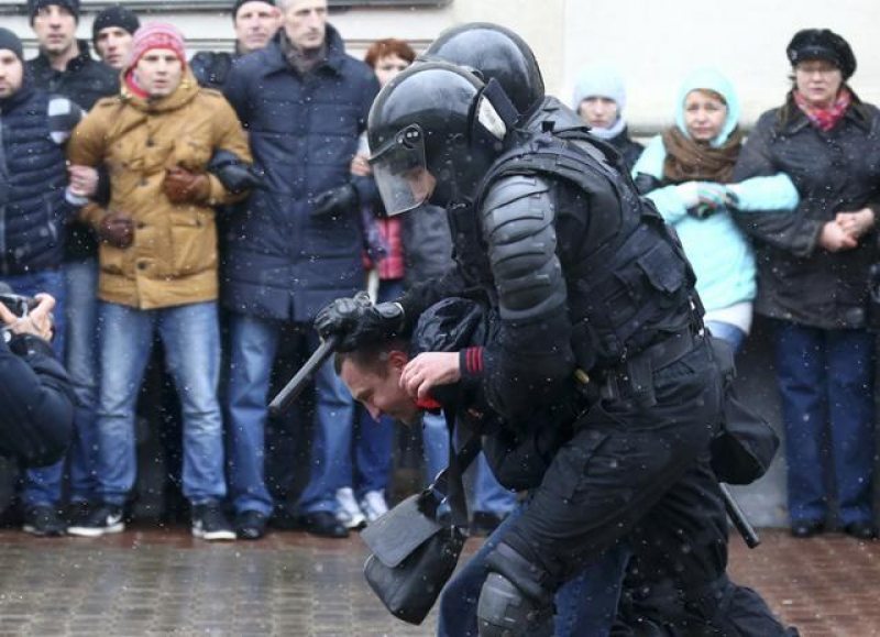 Затрыманні ў Мінску 25 сакавіка 2017. © Васіль Фядосенка / Reuters