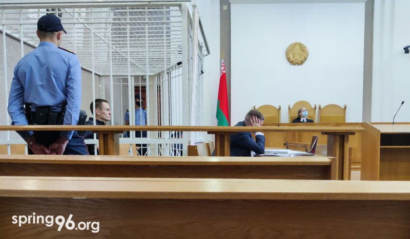 Николай Дедок в суде. Фото: spring96.org