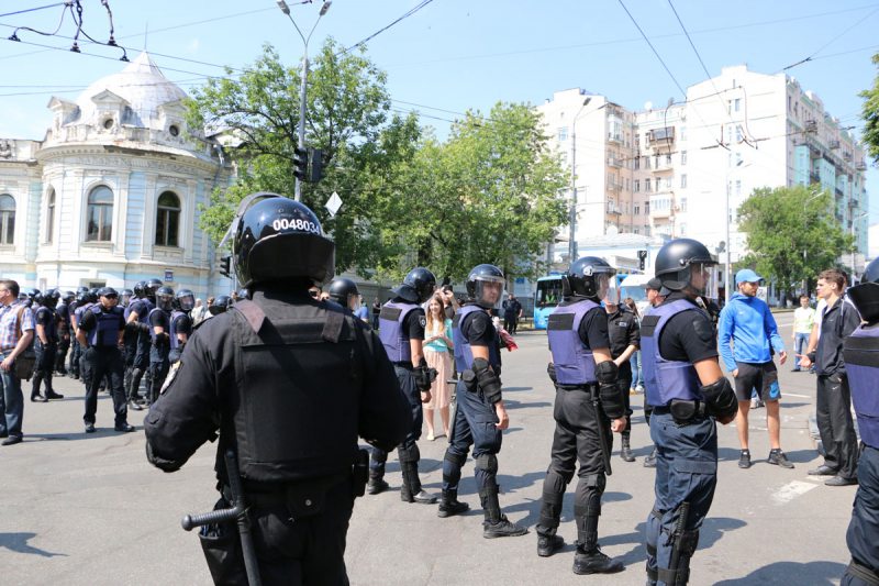    Действия полиции во время «Марша равенства» в Киеве 18 июня. Фото ПЦ