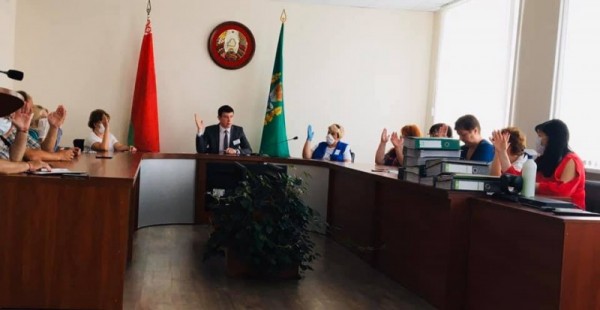 Заседание Советской районной комиссии по выборам Президента. Фото: Леонид Судаленко