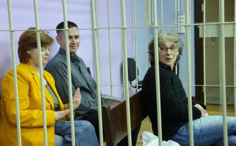 Елена Малиновская, Анатолий Латушко, Лилия Ананян на суде