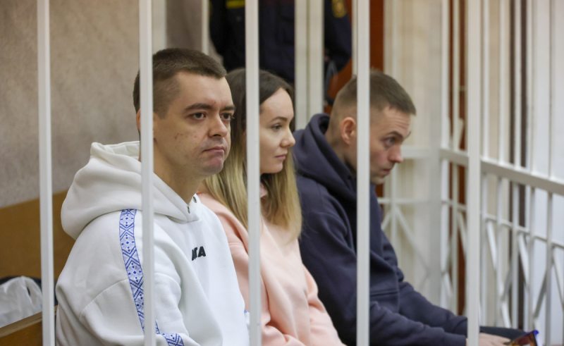 Дмитрий Лукша, Полина Половинка и Денис Яровский на суде 18 ноября