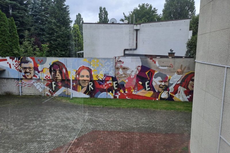 mural_niaskoranyja-belarusy.jpg