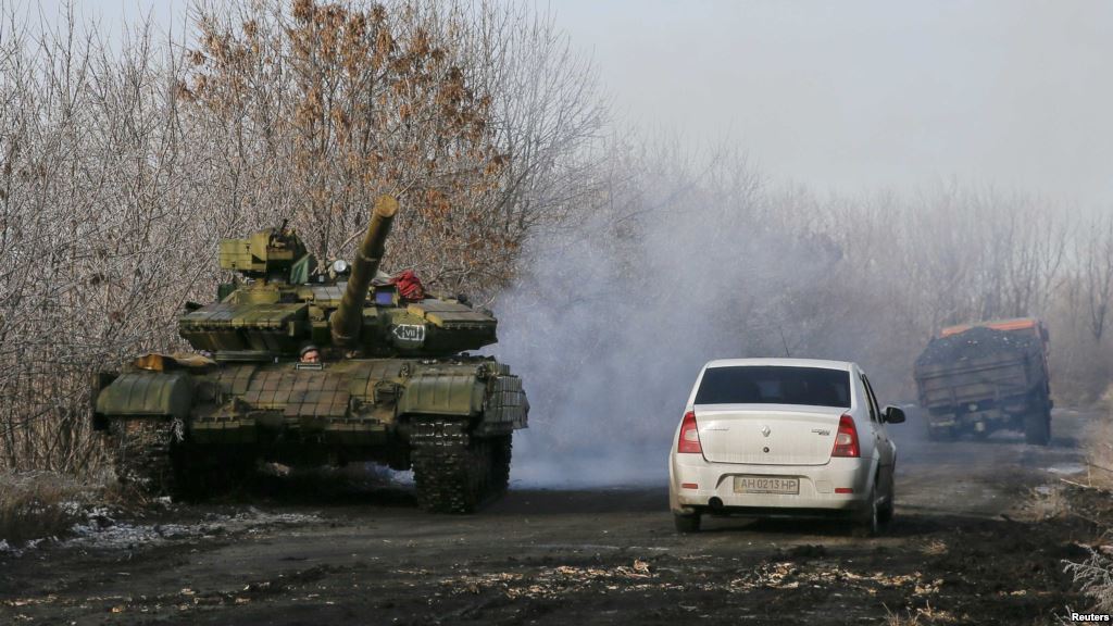 Russian tank near the village of Razsypnoe in eastern Ukraine. Photo: svoboda.org
