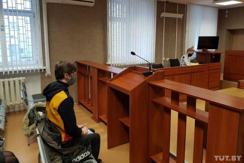 Илья Тананко в суде. Фото: TUT.BY