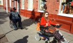 В Бобруйске провели эксперимент, с какими барьерами сталкивается инвалид-колясочник по пути на работу (фото)