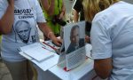 Portraits of Mikalai Statkevich seen at electoral pickets in Babrujsk (photos)