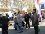 Береза: За Костусева собирали подписи под бело-красно-белым флагом