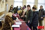 Минск: На досрочном голосовании старые методы - загон студентов
