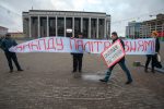 Задержания за акцию на Октябрьской площади продолжаются, на очереди — Кулаков