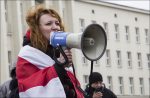 Наталья Попкова отбывает "сутки" по предыдущему решению суда, за Первомай - оштрафована