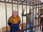 "Реализовывали планы организации протестного движения": блогеров Петрухина и Кабанова осудили на три года колонии