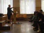 На встречу с Николаем Улаховичем в Витебске собралось около 25 человек